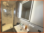 Gäste-WC mit Dusche - Sehr gute Anbindung zur A61 – knapp 160 m² Wohnfläche vom Feinsten – ruhige Sonnenlage!