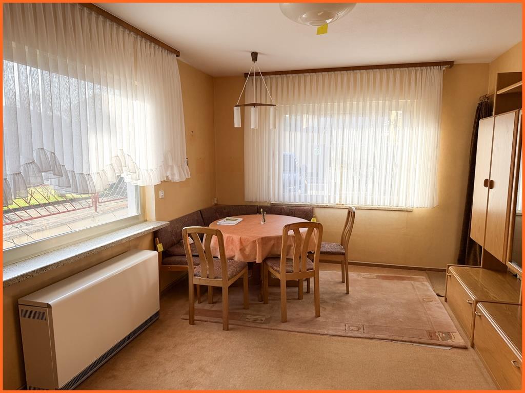 Einfamilienhaus mit Elw und 600 m² Sonnengrundstück im beliebten KH-Winzenheim - Essen (8436)