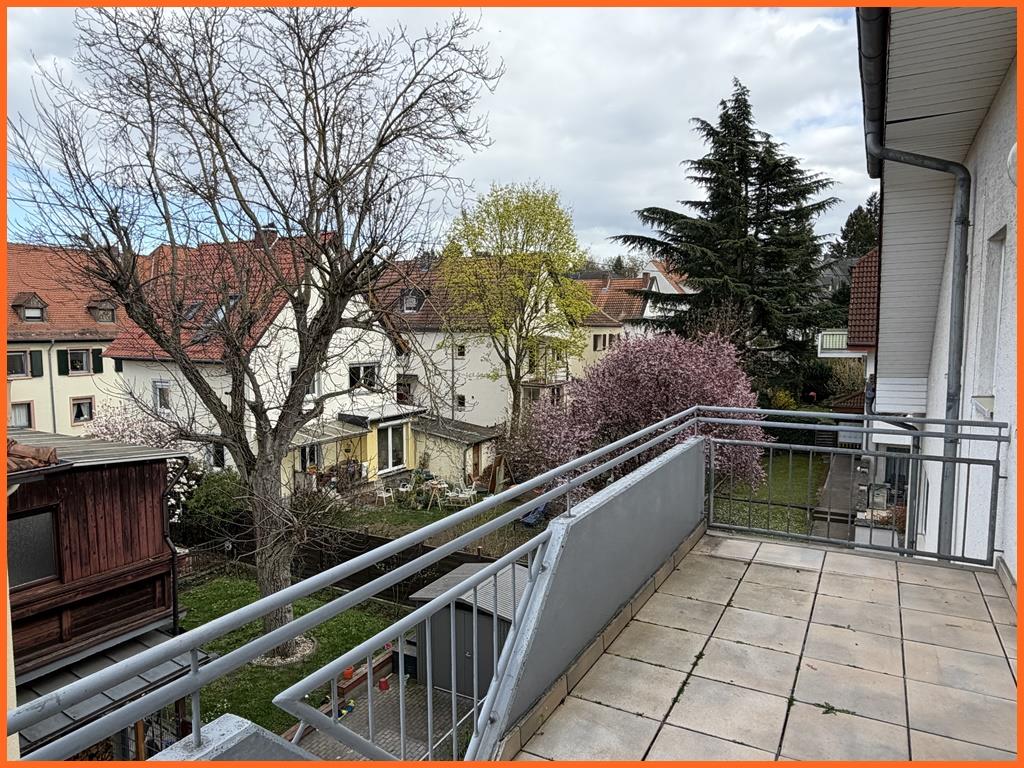 City-Maisonette in ruhiger Lage und kurze Fußwege in die City und zum Bahnhof! - Balkon (8879)