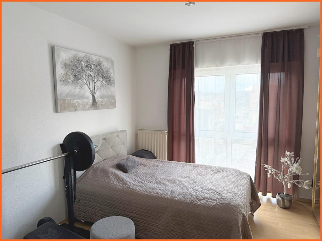 City-Maisonette in ruhiger Lage und kurze Fußwege in die City und zum Bahnhof! - Schlafzimmer (8068)