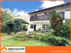 Titel - Wohnen mit viel Platz, herrlichem Garten, 2 Garagen sowie nahe der Uni und Innenstadt!