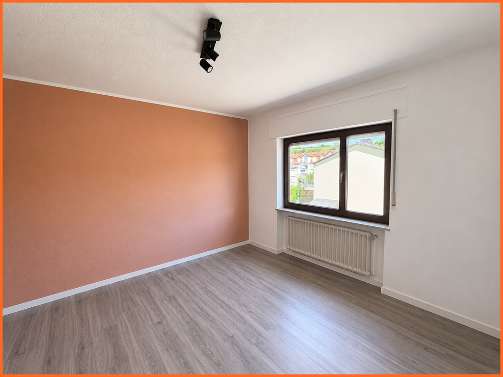 Ein Zuhause mit Charakter, Platz und der Chance, eigene Wohnträume zu verwirklichen! - Zimmer (10336)