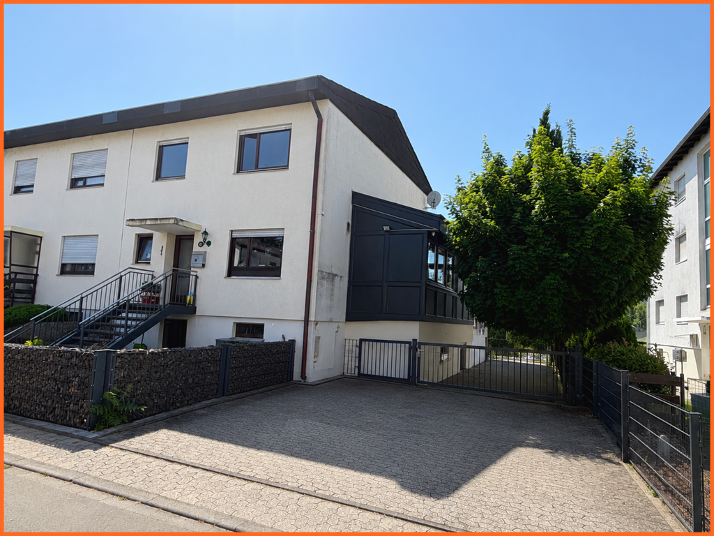 Ein Zuhause mit Charakter, Platz und der Chance, eigene Wohnträume zu verwirklichen! - Ansicht (10340)