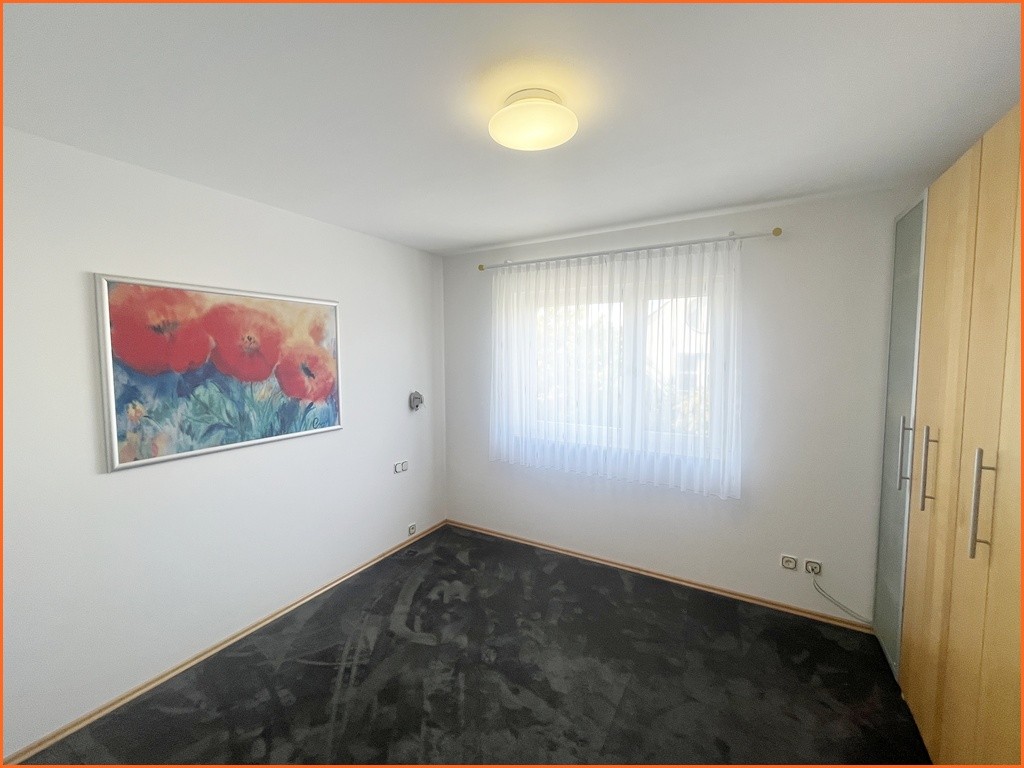 Schlafzimmer (2)