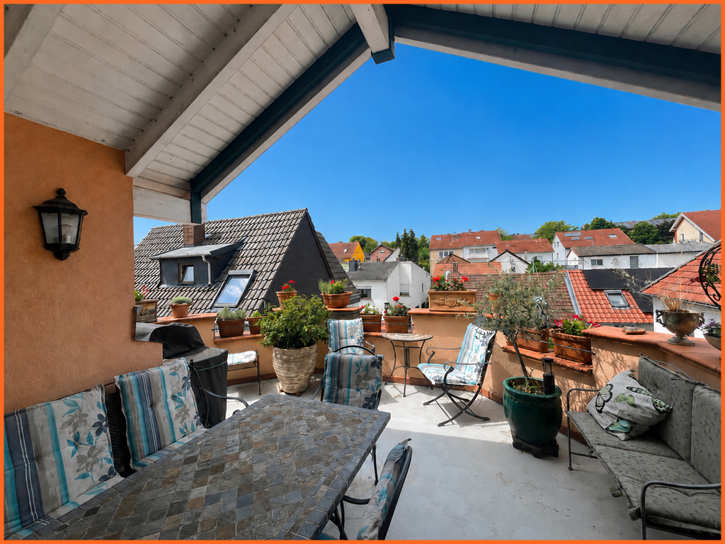 Hier erwartet Sie ein Hauch von südlichen Urlaubsflair: individuell gestaltete 115 m² große Maisonette! - teilüberdachte Loggia (9312)