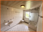 Badezimmer - Rheinhessiches Landflair und in Minutenschnelle in der Stadt.