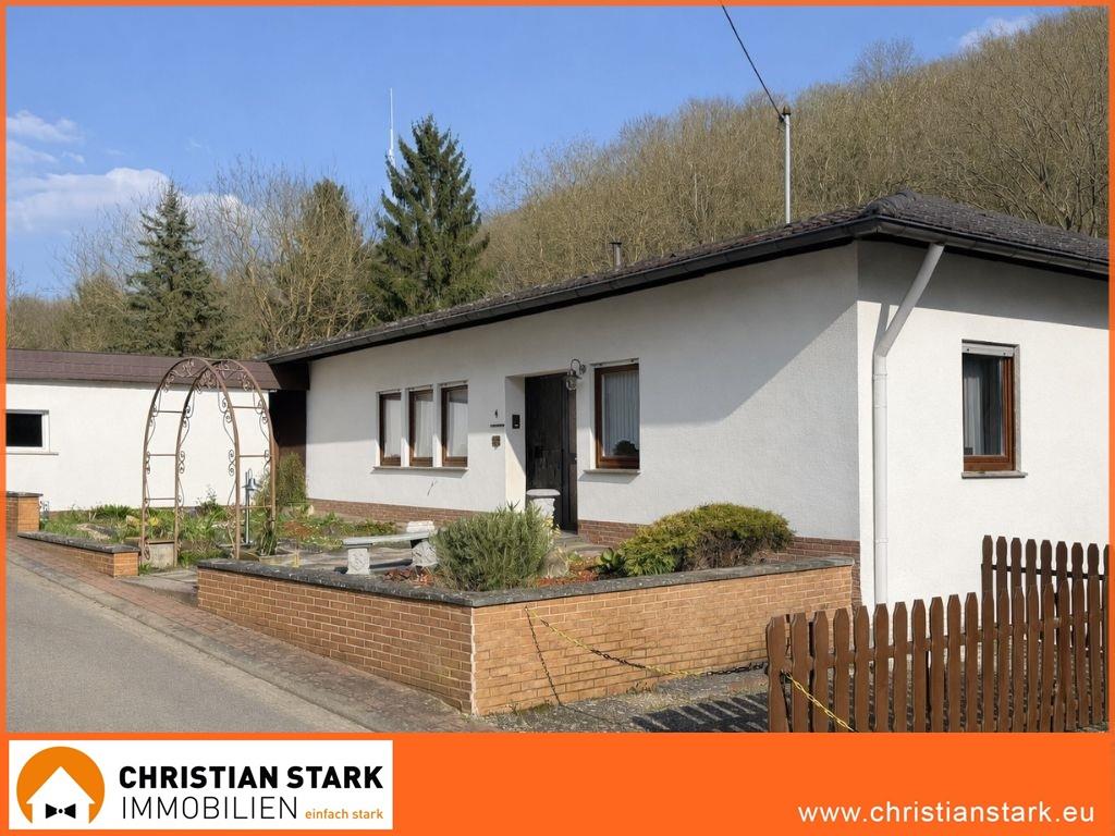 Natur pur: 270 m² Wohnfläche und 2615 m² Grundstück mit eigenem Wald! - Titel (8574)